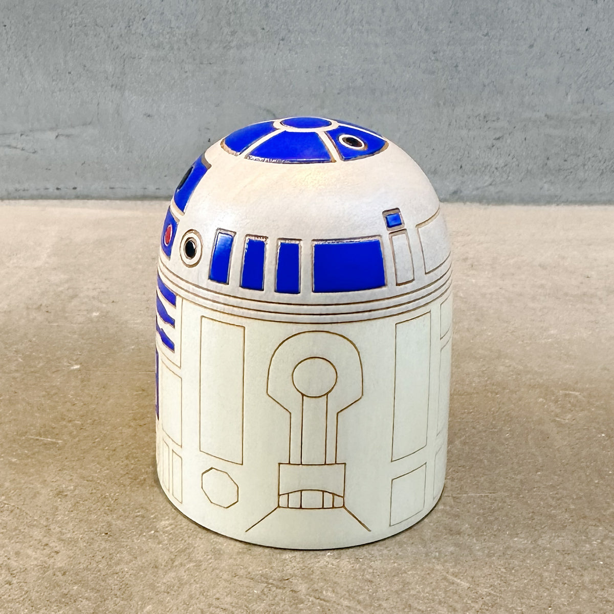 STAR WARS R2-D2 こけし 【 卯三郎こけし 】
