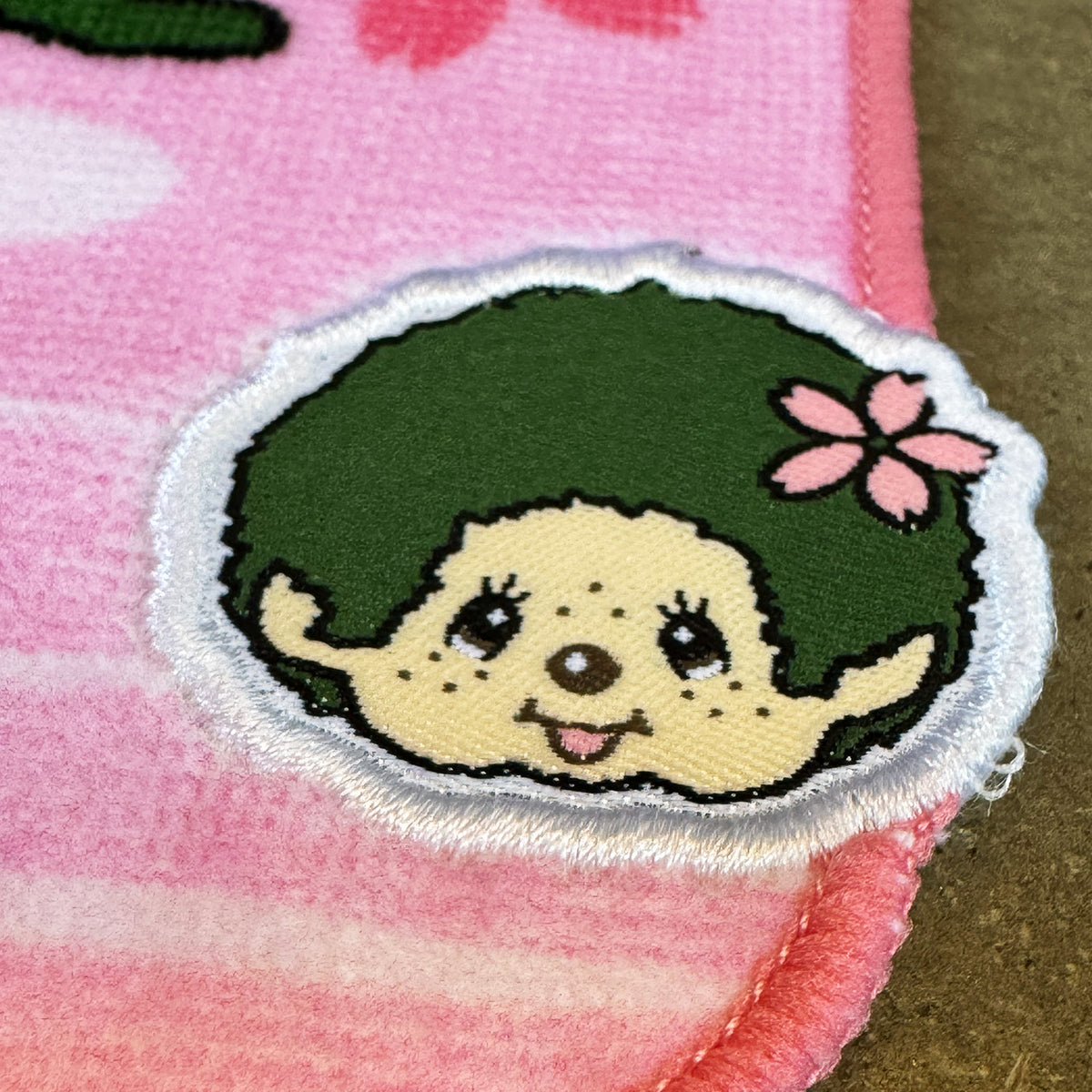 抹茶モンチッチ 刺繍ハンドタオル（GREEN／PINK）