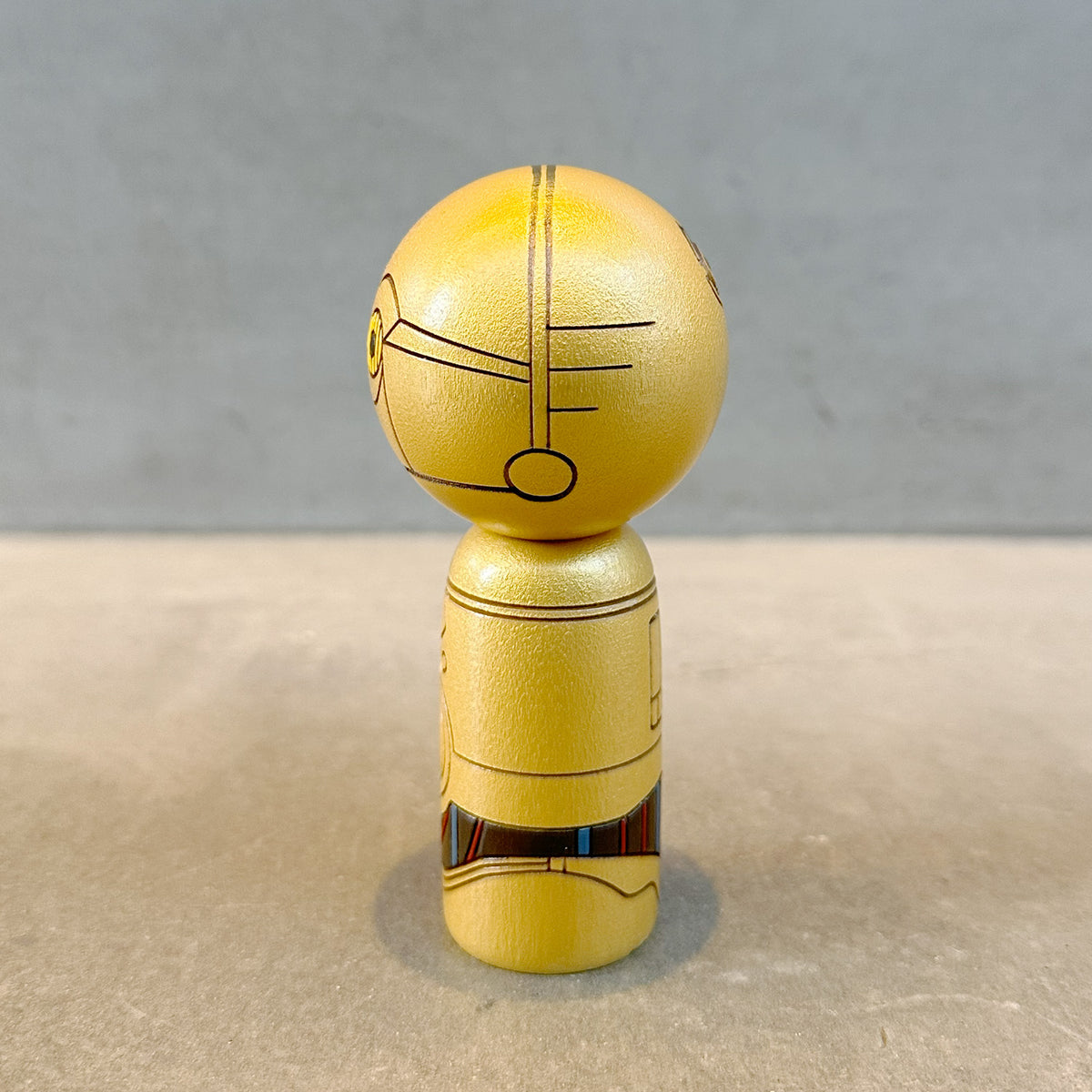 STAR WARS C-3PO こけし 【 卯三郎こけし 】